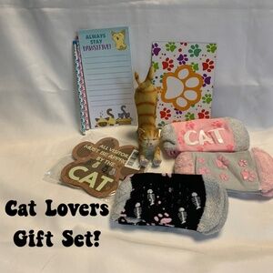NEW! 9 Piece Cat Lovers Gift Set! CGB03